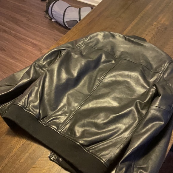 Real leather SUPERDRY bomber jacket. - Picture 4 of 4